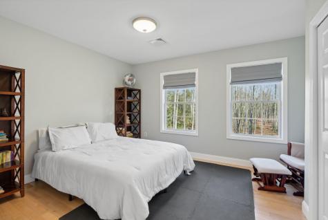 5 Harmony Way Falmouth ME 04105