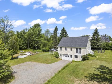 11 Old County Road Appleton ME 04862