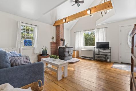 11 Old County Road Appleton ME 04862