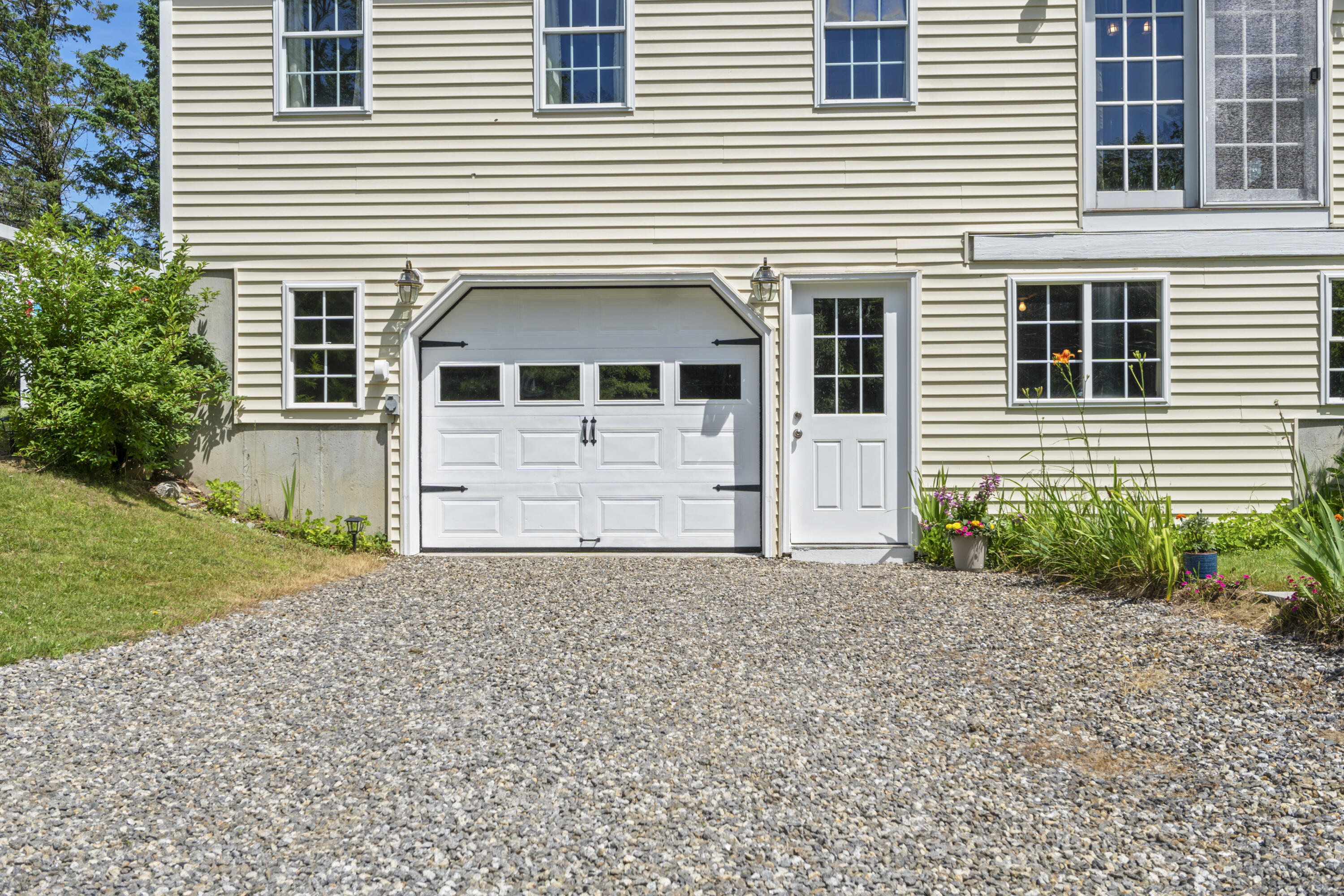 11 Old County Road Appleton ME 04862