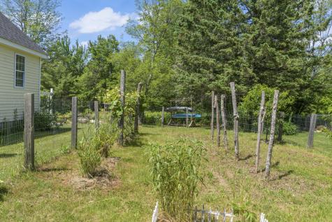 11 Old County Road Appleton ME 04862