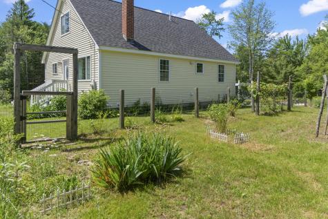 11 Old County Road Appleton ME 04862