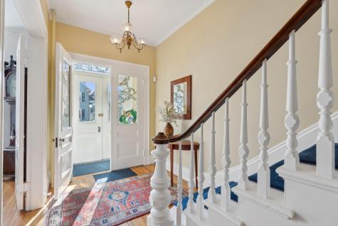 64 Thomas Street Portland ME 04102