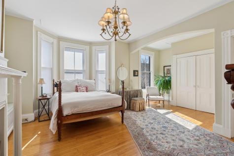 64 Thomas Street Portland ME 04102