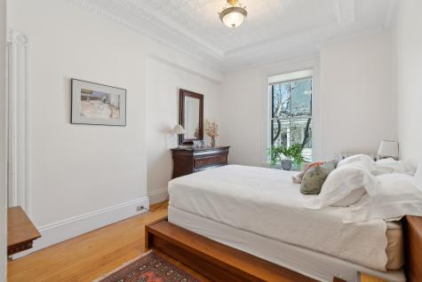 64 Thomas Street Portland ME 04102