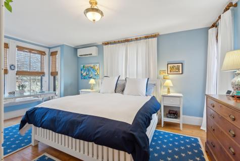 64 Thomas Street Portland ME 04102