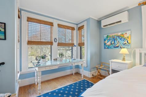 64 Thomas Street Portland ME 04102