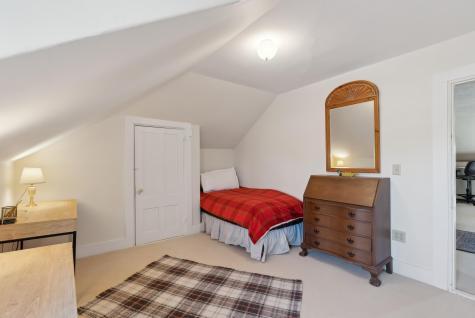 64 Thomas Street Portland ME 04102