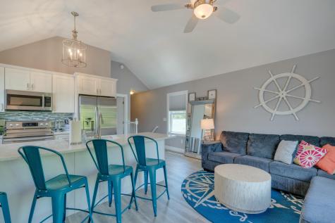 129 W West Grand Avenue Old Orchard Beach ME 04064