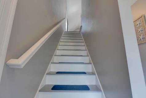 129 W West Grand Avenue Old Orchard Beach ME 04064