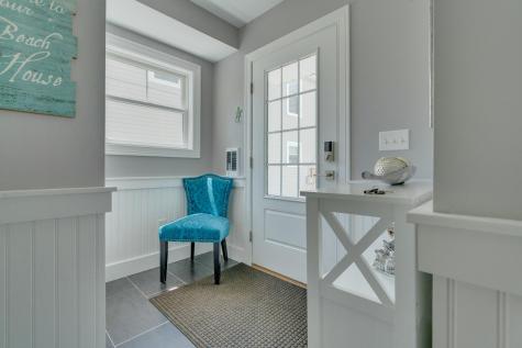 129 W West Grand Avenue Old Orchard Beach ME 04064