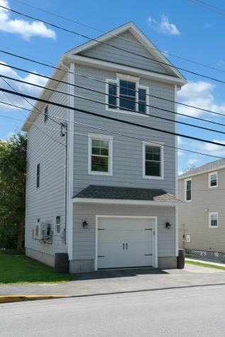 129 W West Grand Avenue Old Orchard Beach ME 04064