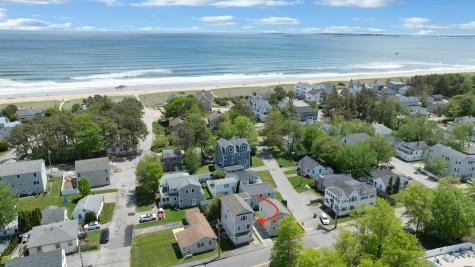 129 W West Grand Avenue Old Orchard Beach ME 04064