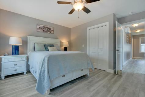 129 W West Grand Avenue Old Orchard Beach ME 04064