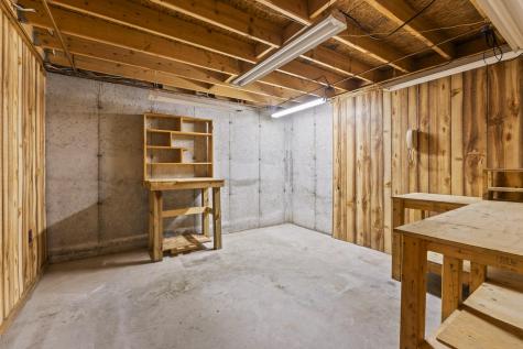 80 Townsend Road Hebron ME 04238