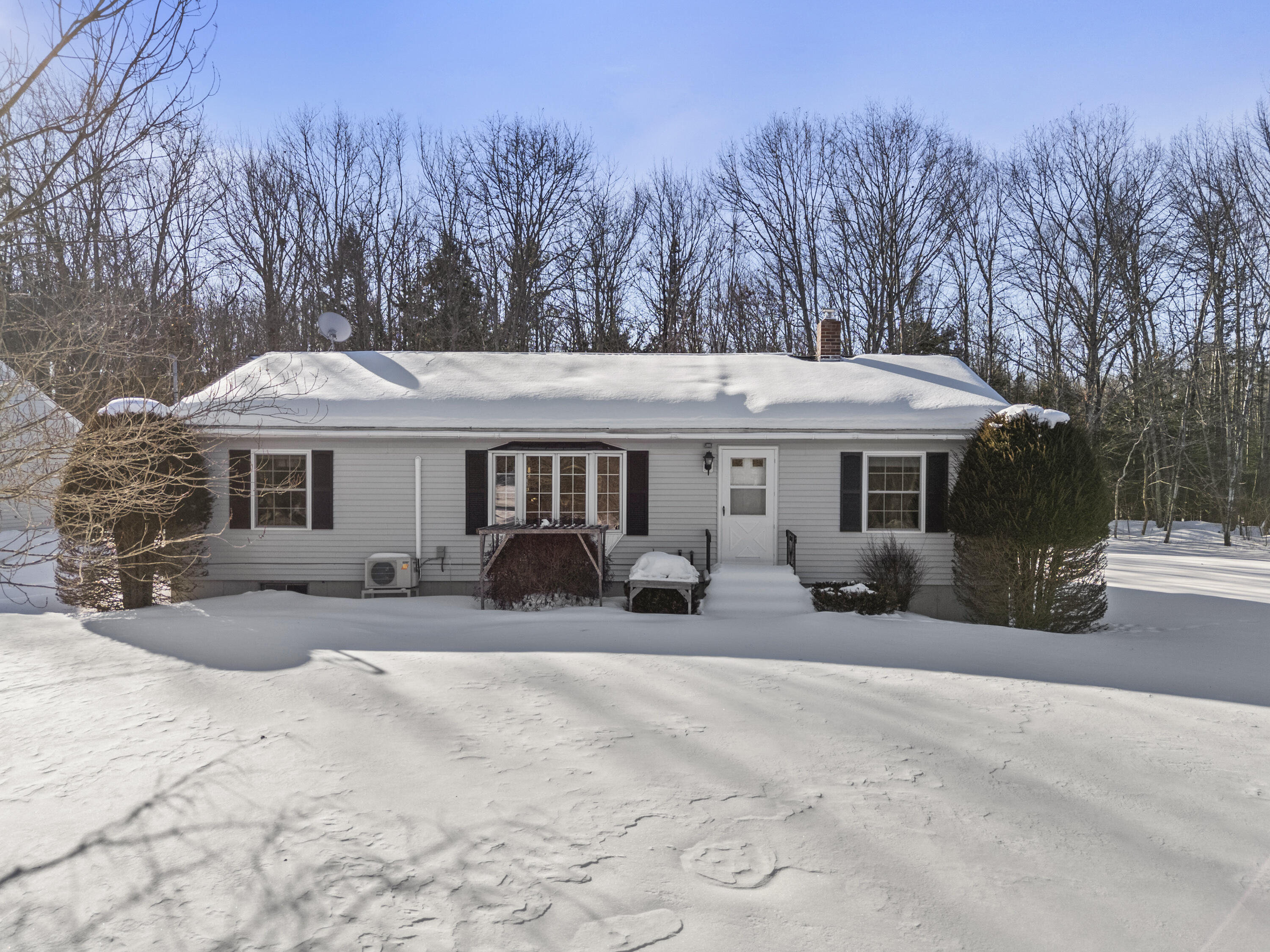 80 Townsend Road Hebron ME 04238
