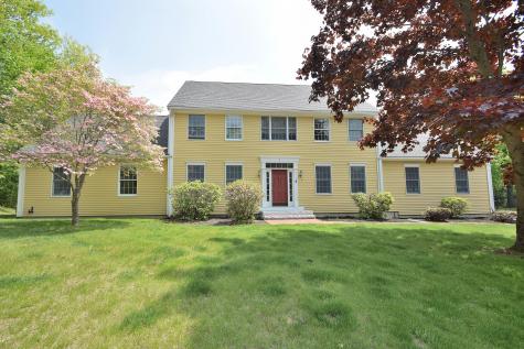 4 Victoria Lane Falmouth ME 04105