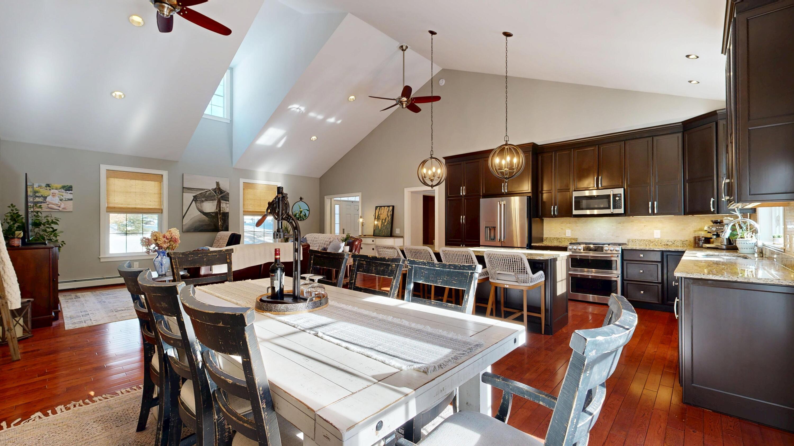 17 Bowdoin Drive Lewiston ME 04240