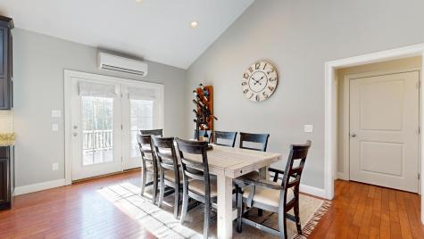 17 Bowdoin Drive Lewiston ME 04240