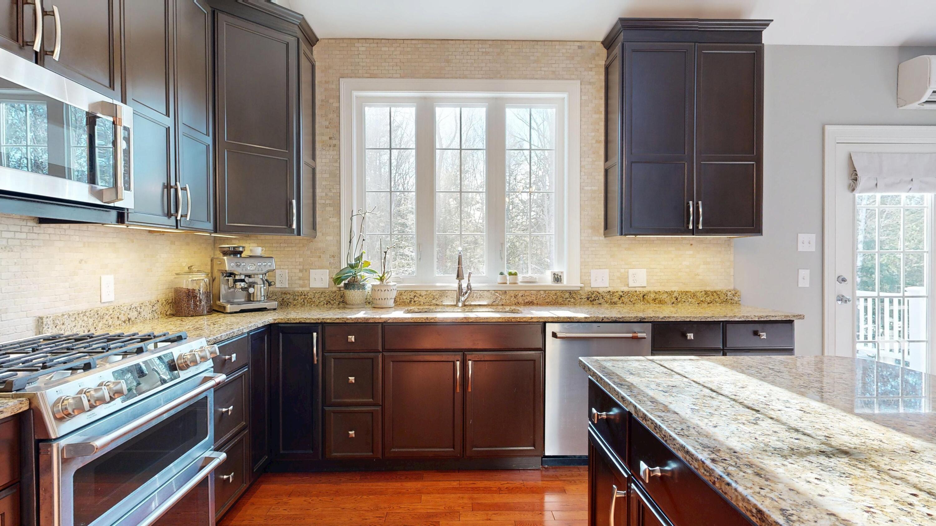 17 Bowdoin Drive Lewiston ME 04240