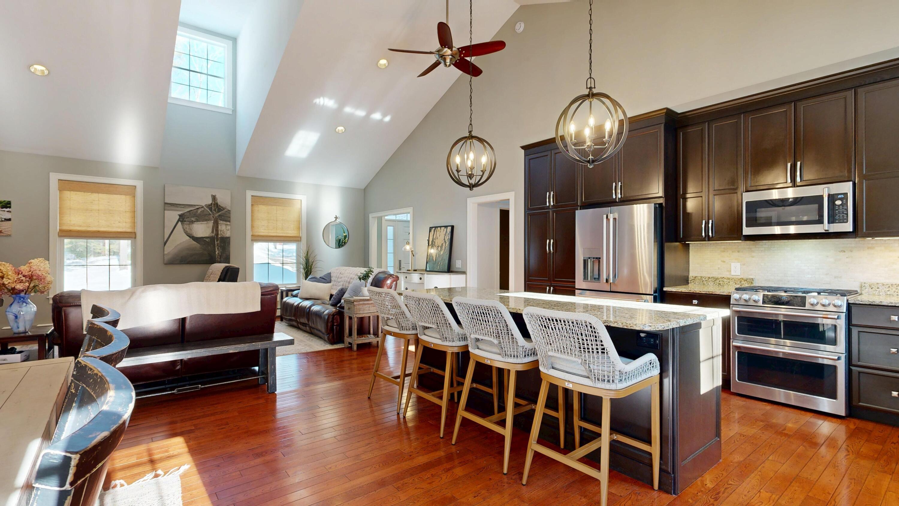 17 Bowdoin Drive Lewiston ME 04240