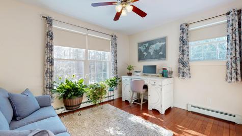 17 Bowdoin Drive Lewiston ME 04240