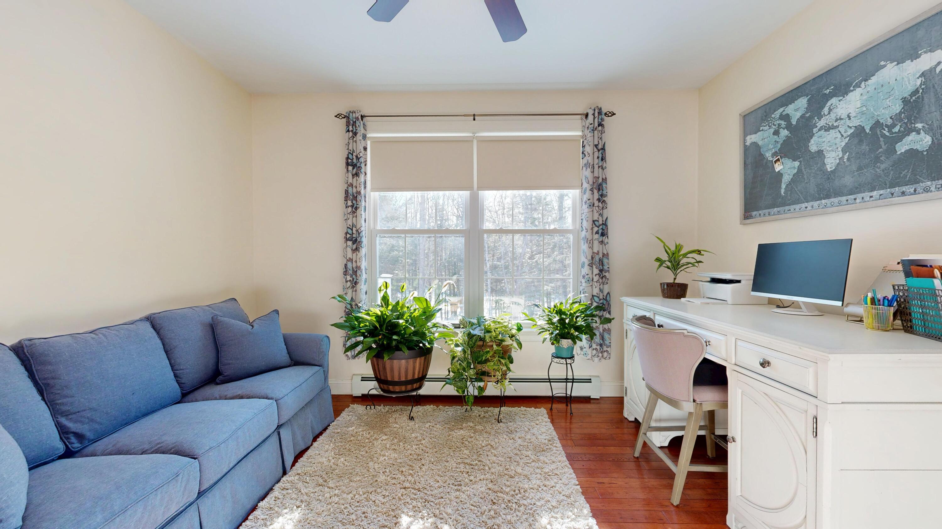 17 Bowdoin Drive Lewiston ME 04240