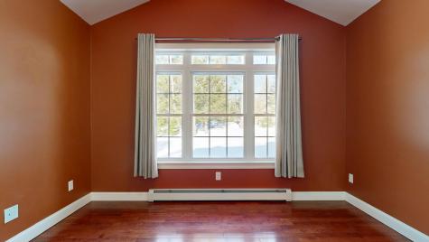 17 Bowdoin Drive Lewiston ME 04240