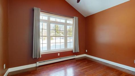 17 Bowdoin Drive Lewiston ME 04240