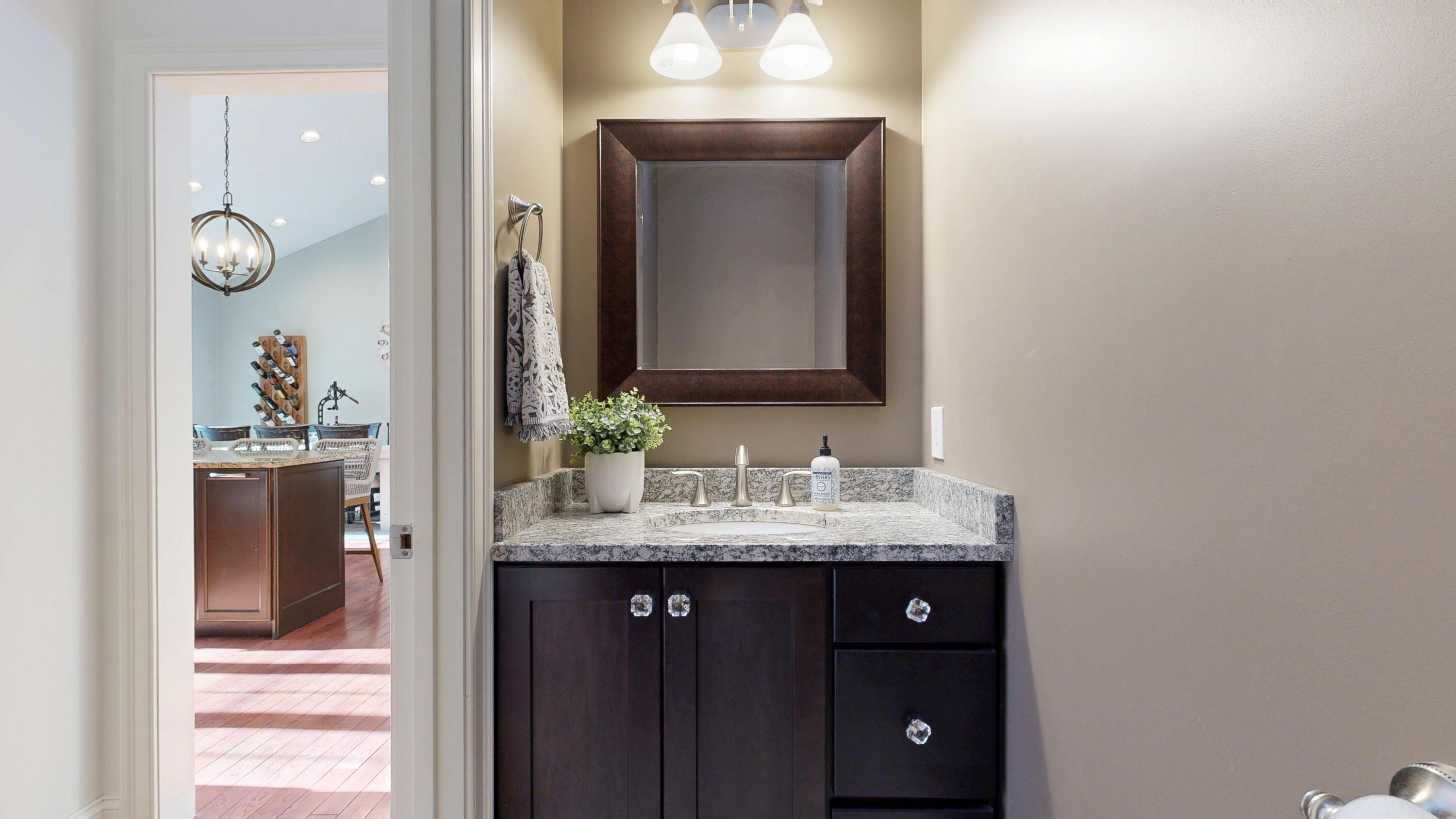 17 Bowdoin Drive Lewiston ME 04240