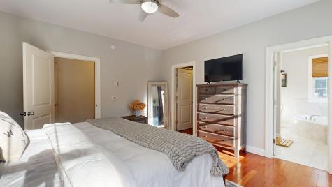 17 Bowdoin Drive Lewiston ME 04240