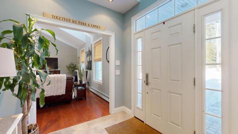 17 Bowdoin Drive Lewiston ME 04240