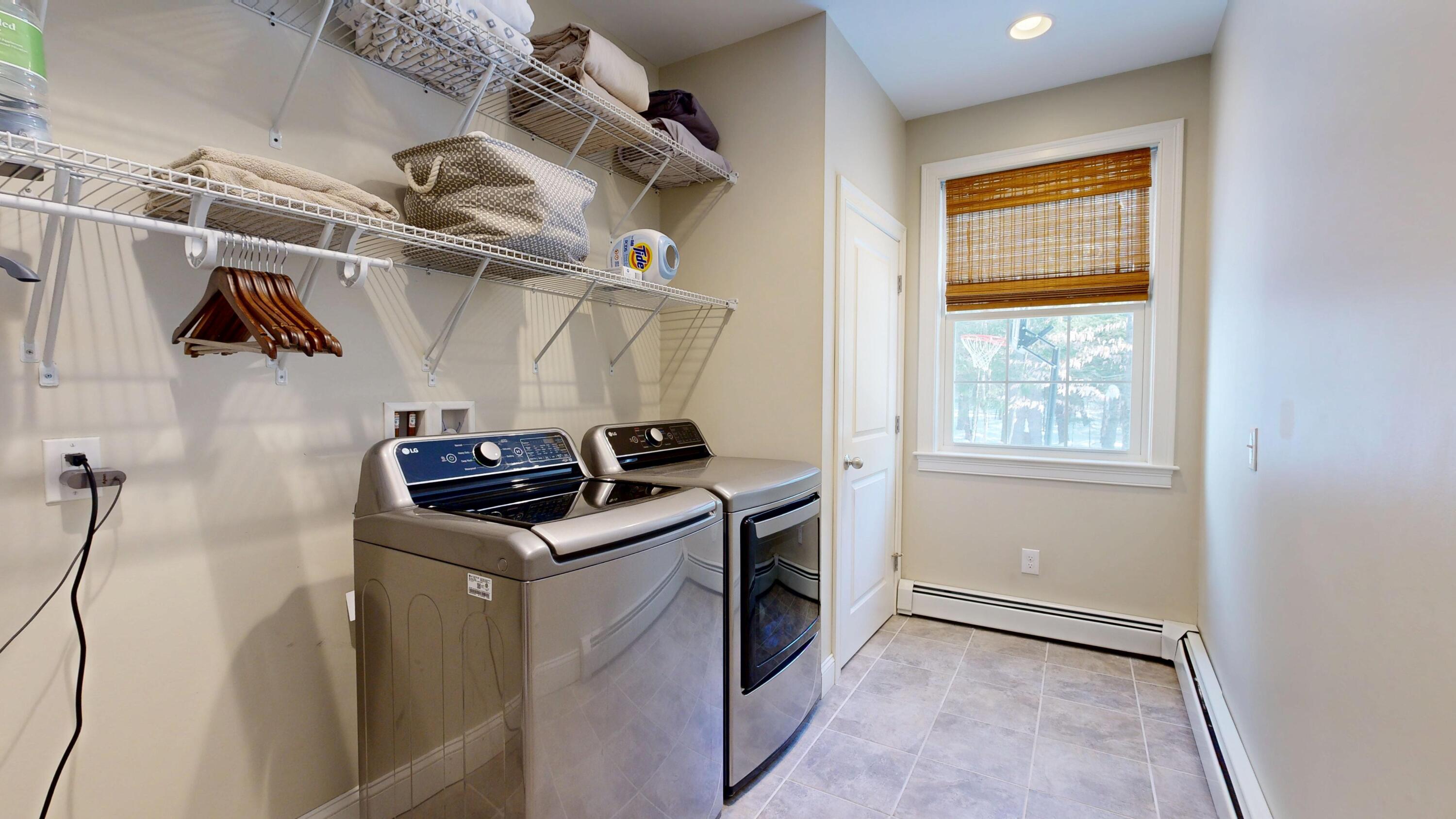 17 Bowdoin Drive Lewiston ME 04240