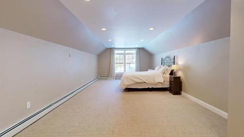 17 Bowdoin Drive Lewiston ME 04240