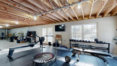 17 Bowdoin Drive Lewiston ME 04240