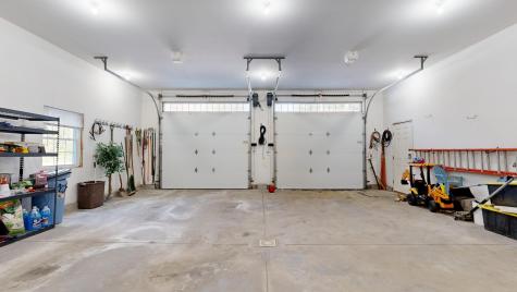 17 Bowdoin Drive Lewiston ME 04240