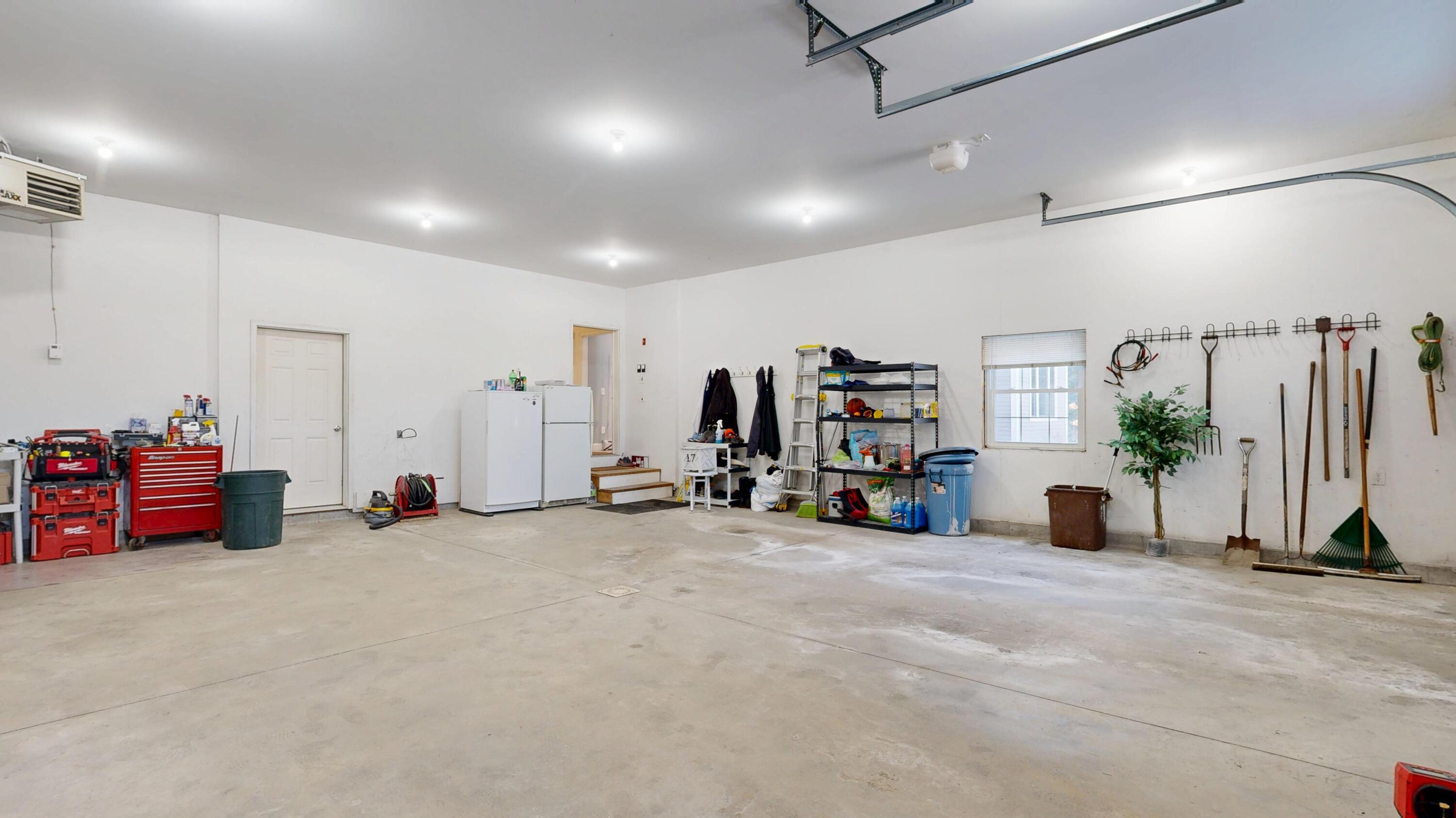 17 Bowdoin Drive Lewiston ME 04240