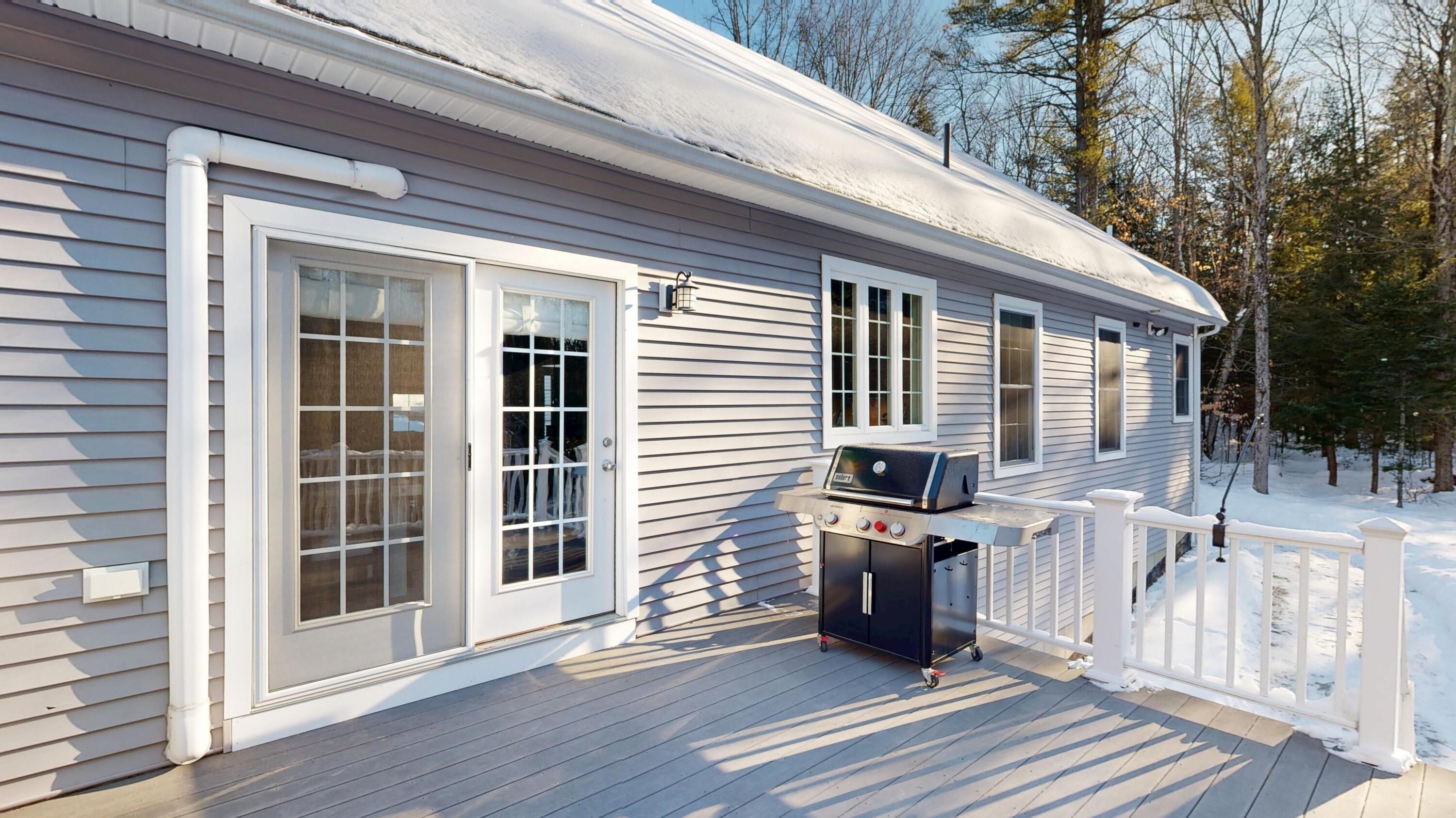 17 Bowdoin Drive Lewiston ME 04240