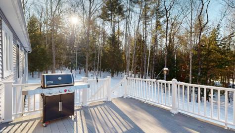 17 Bowdoin Drive Lewiston ME 04240