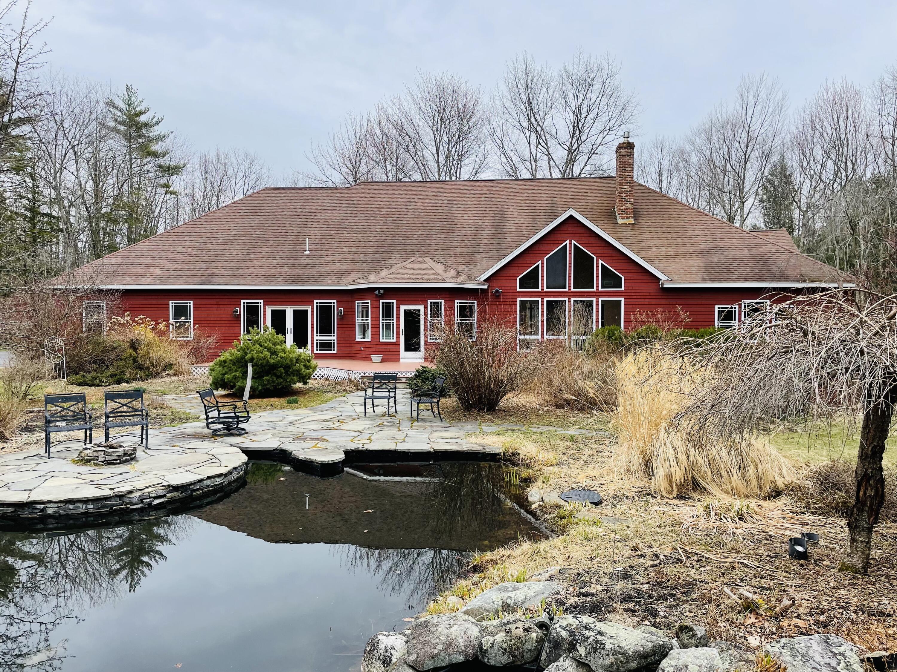 32 Brookside Drive Falmouth ME 04105