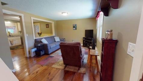 6 Bishop Road Poland ME 04274
