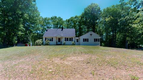 6 Bishop Road Poland ME 04274