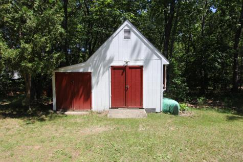 6 Bishop Road Poland ME 04274