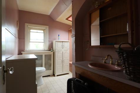 18 Bellegarde Avenue Lewiston ME 04240