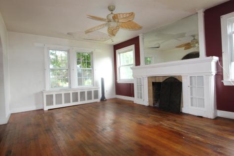 18 Bellegarde Avenue Lewiston ME 04240