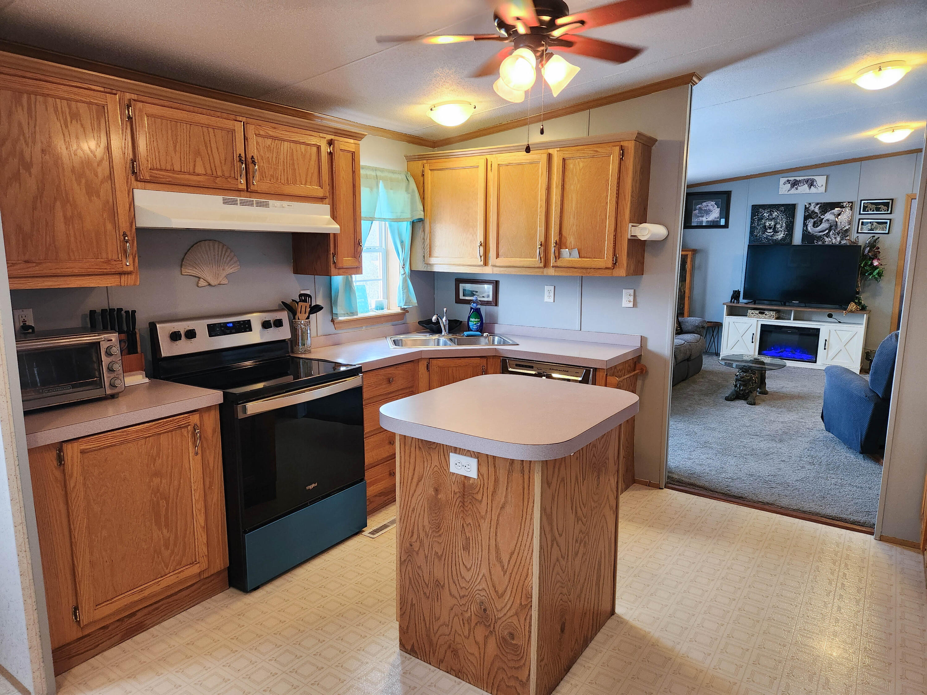 19 Main Street Grand Isle ME 04746