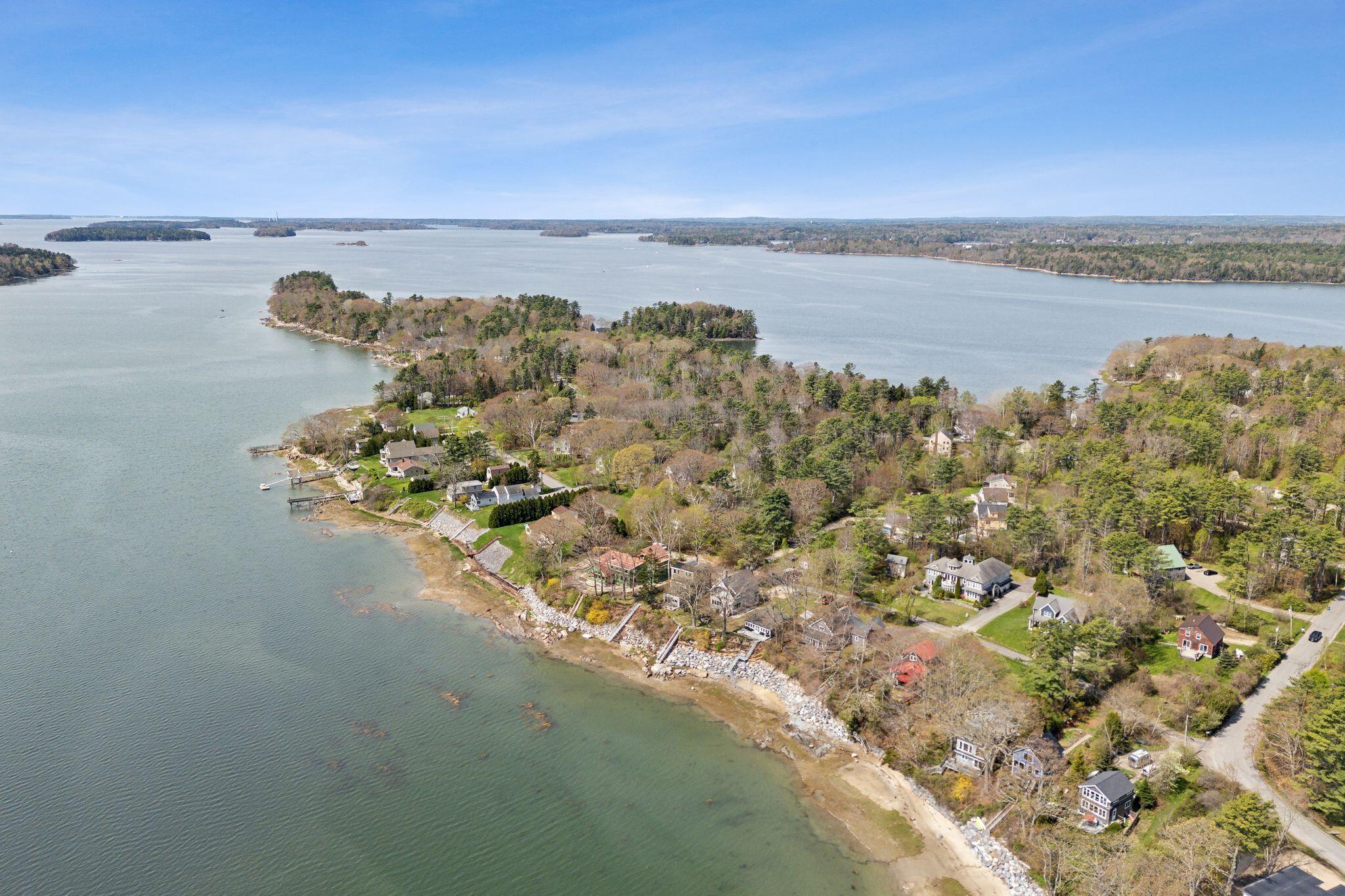 44 Maquoit Drive Freeport ME 04032