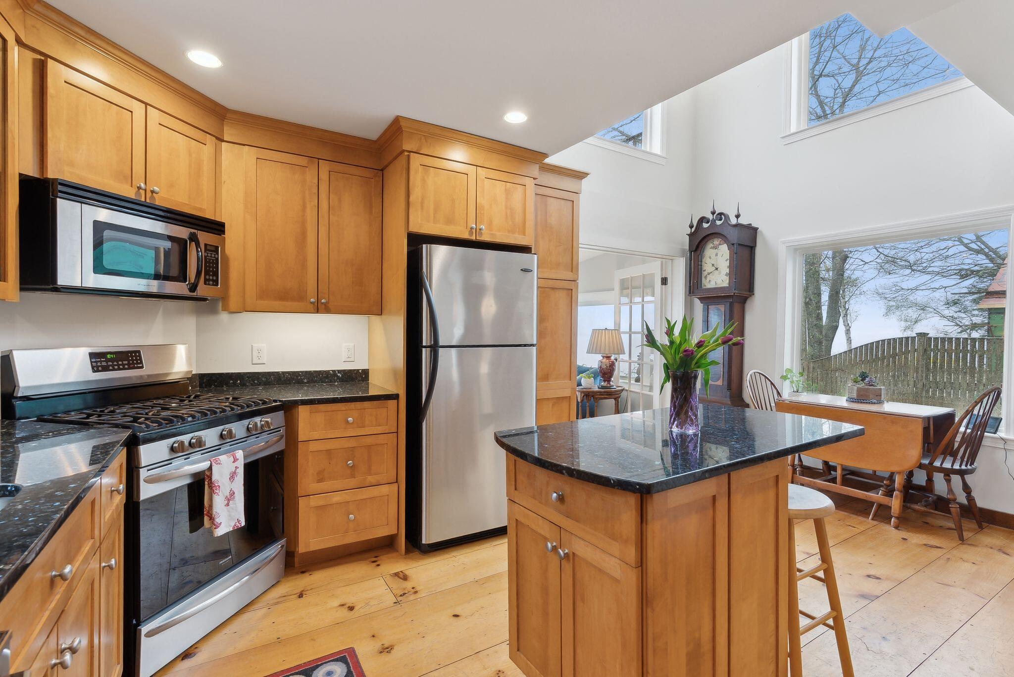 44 Maquoit Drive Freeport ME 04032