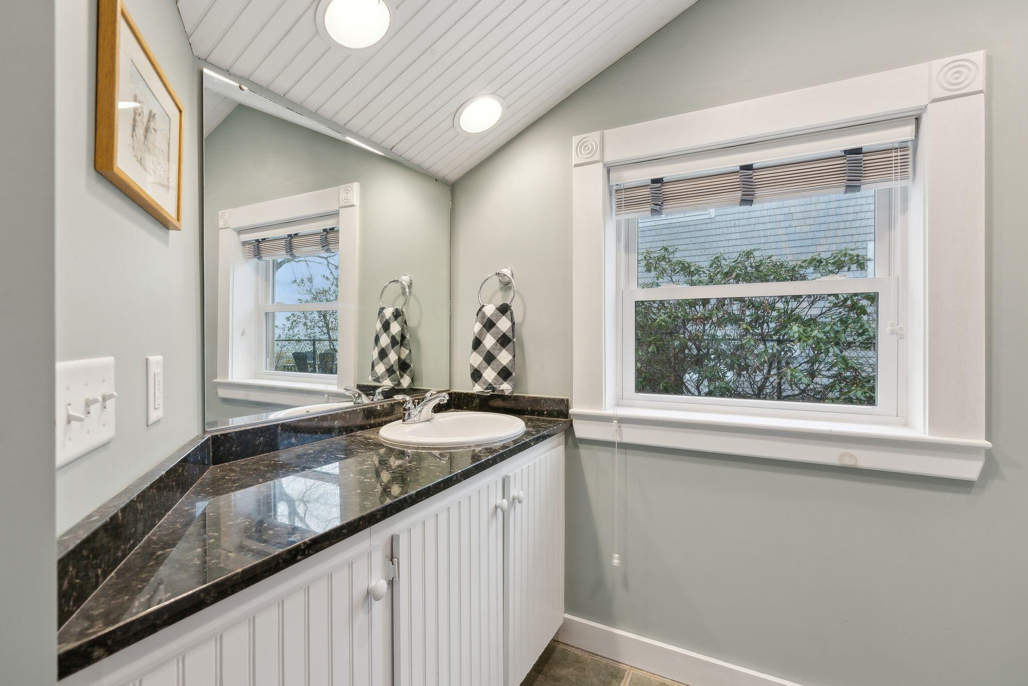 44 Maquoit Drive Freeport ME 04032