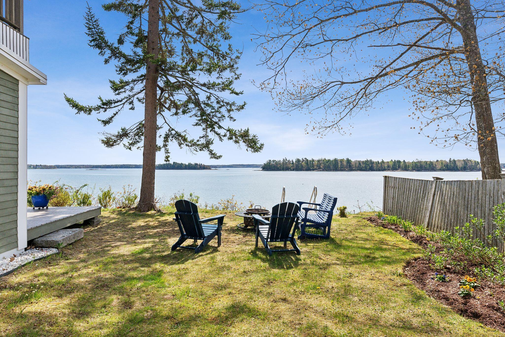 44 Maquoit Drive Freeport ME 04032